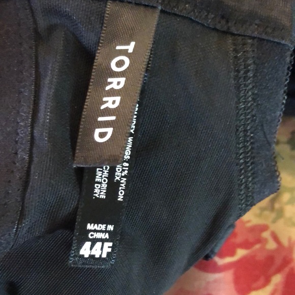 TORRID Size 44F Universe OuterSpace Soft Padded Underwire Black Print $59 NEW - Picture 11 of 16